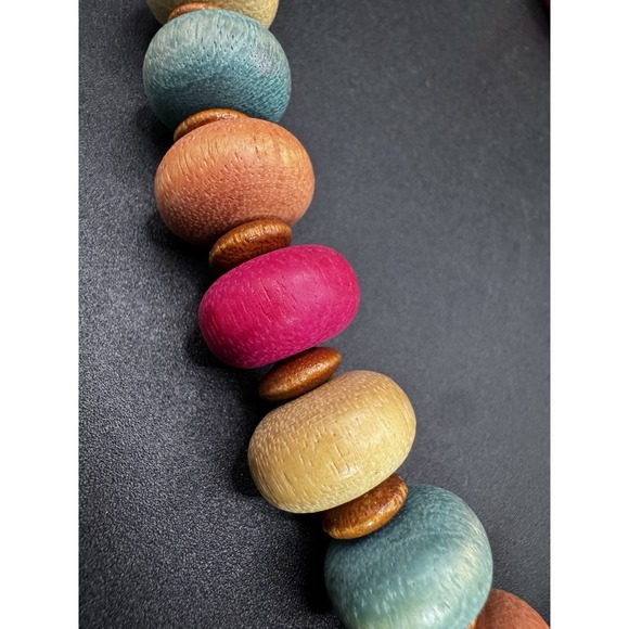 Vintage Chunky Multi Colored Wood Bead Necklace - 14.5" Drop - Picture 5 of 6